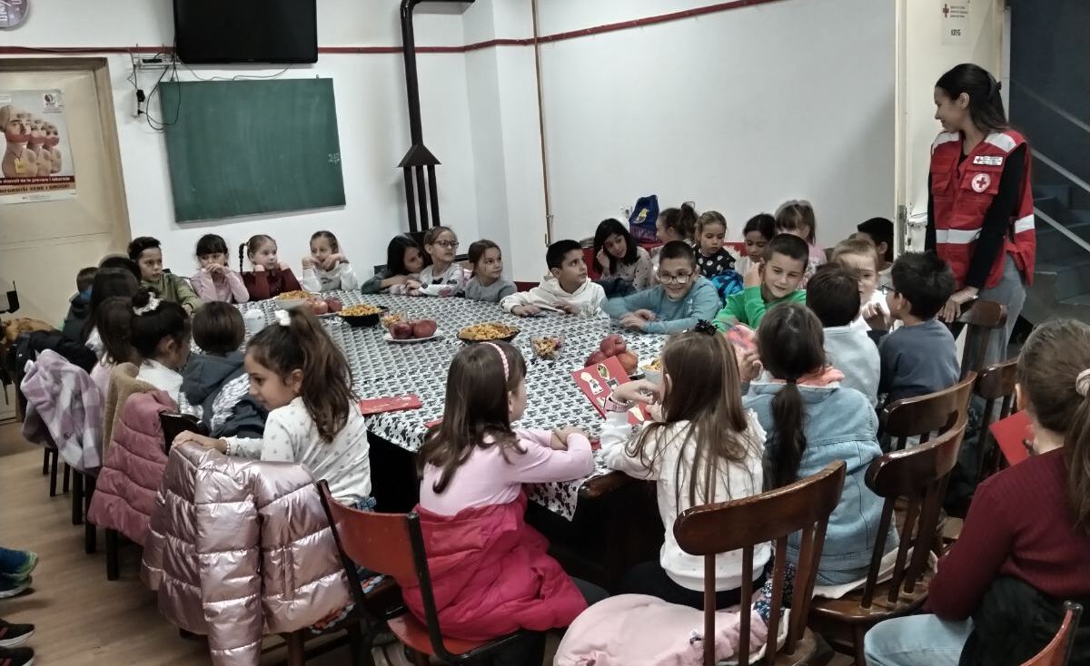 Дружење са бакама и декама