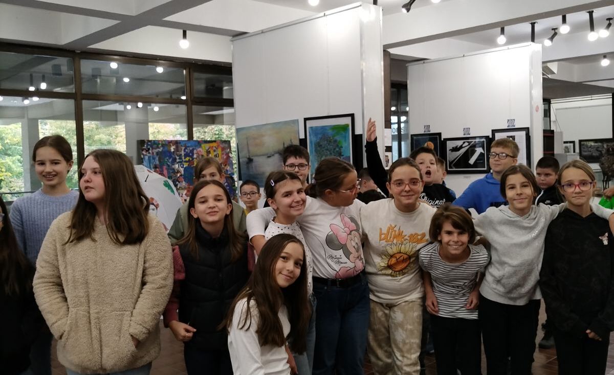 Октобарски ликовни Салон 